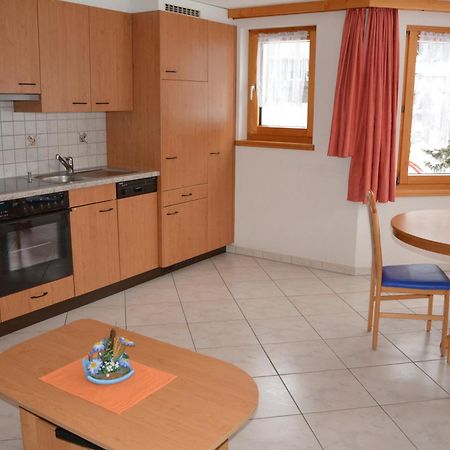 Ferienhaus Antigua Saas-Grund Kamer foto